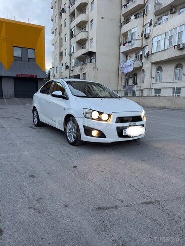 Chevrolet Aveo-6