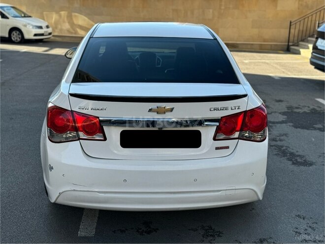 Chevrolet Cruze-6