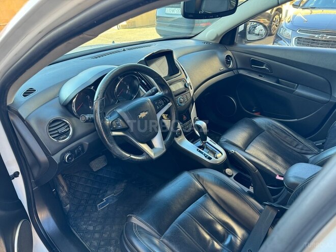 Chevrolet Cruze-5
