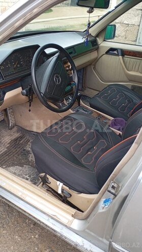 Mercedes E 300 d 1993, 624,320 km - 3.0 l - Bakı