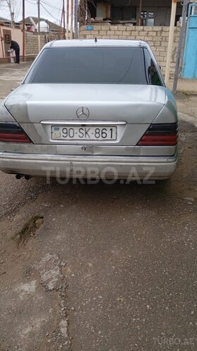 Mercedes E 300 d 1993, 624,320 km - 3.0 l - Bakı