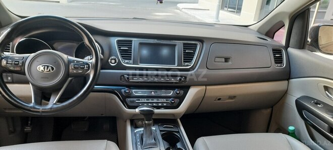 Kia Carnival 2016, 155,000 km - 2.2 l - Bakı