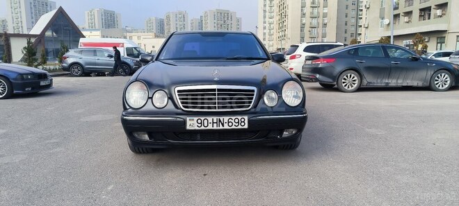 Mercedes E 200 2002, 220,000 km - 2.0 l - Bakı