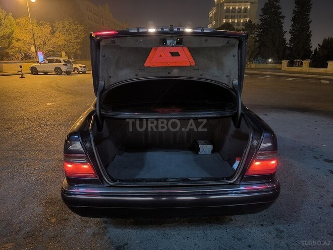 Mercedes E 230 1997, 494,000 km - 2.3 l - Bakı