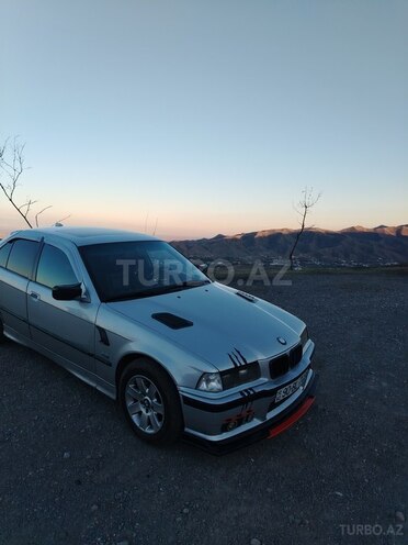 BMW 318 1997, 256,787 km - 1.8 l - Bərdə