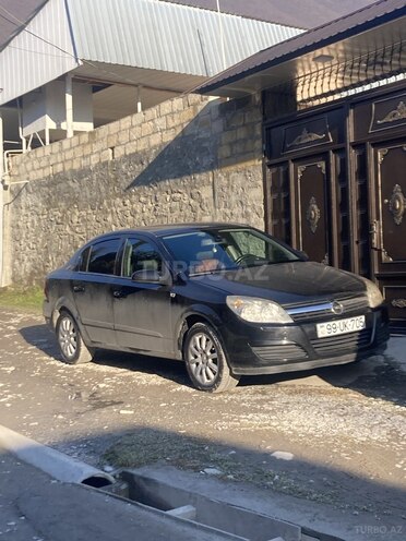 Opel Astra 2008, 257,000 km - 1.6 l - Şəki