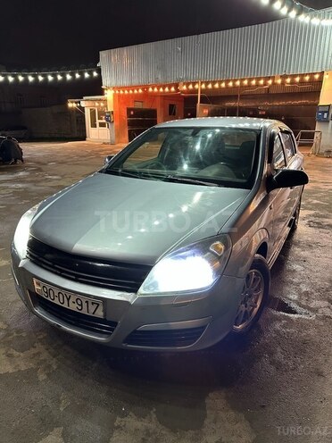 Opel Astra 2004, 234,000 km - 1.4 l - Bakı