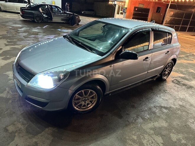 Opel Astra 2004, 234,000 km - 1.4 l - Bakı