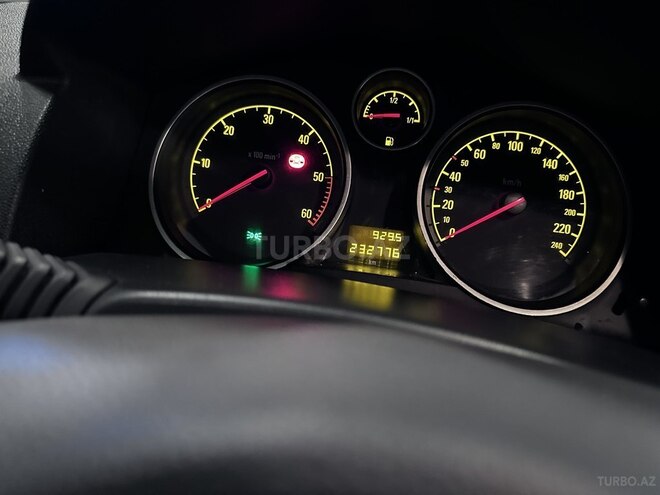 Opel Astra 2006, 232,500 km - 1.3 l - Bakı
