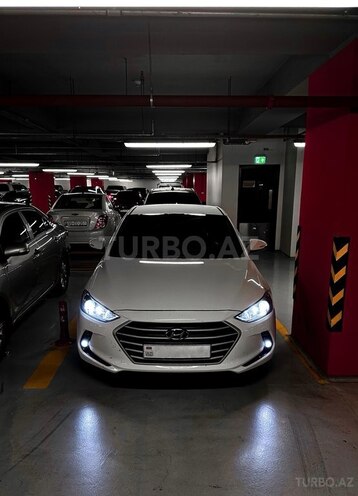 Hyundai Avante 2016, 235,157 km - 1.6 л - Bakı