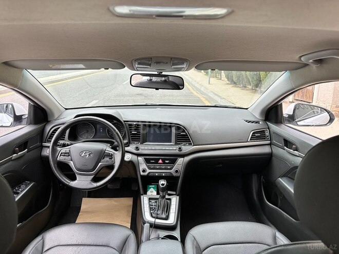 Hyundai Avante 2016, 235,157 km - 1.6 л - Bakı