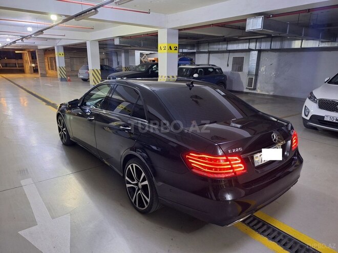 Mercedes E 220 d 2015, 185,000 km - 2.2 л - Ucar