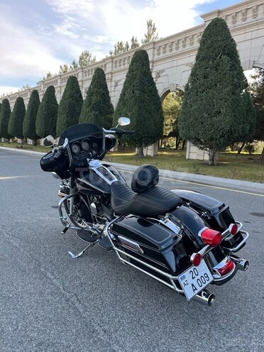 Harley-Davidson Touring Electra Glide-6