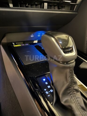 Toyota Camry-9