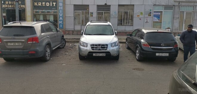 Hyundai Santa Fe 2008, 230,000 km - 2.2 l - Bərdə