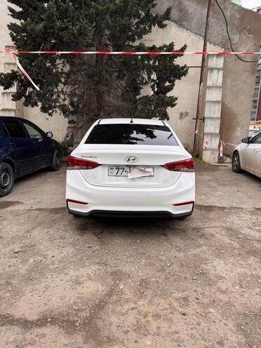 Hyundai Accent 2022, 80,000 km - 1.6 л - Bakı