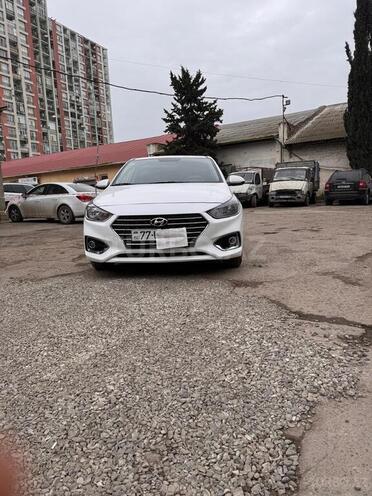 Hyundai Accent 2022, 80,000 km - 1.6 л - Bakı