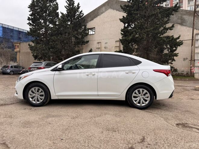 Hyundai Accent 2022, 80,000 km - 1.6 л - Bakı