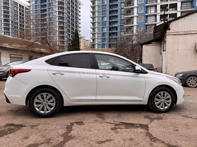 Hyundai Accent 2022, 80,000 km - 1.6 л - Bakı