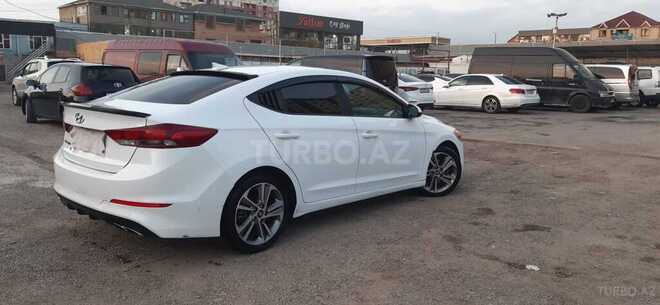 Hyundai Elantra 2017, 134,500 km - 2.0 л - Bakı