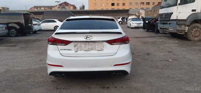Hyundai Elantra 2017, 134,500 km - 2.0 л - Bakı