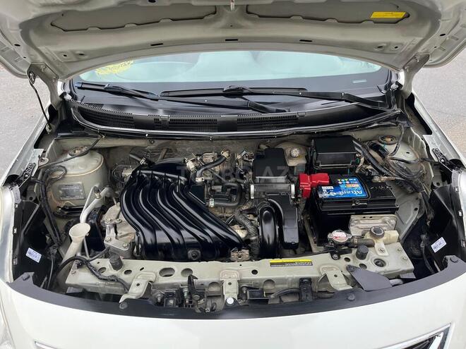 Nissan Sunny 2012, 179,000 km - 1.5 л - Bakı