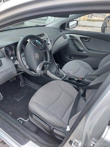 Hyundai Elantra 2015, 99,204 km - 1.8 л - Bakı