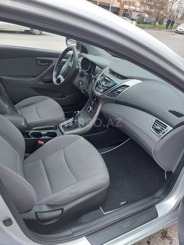 Hyundai Elantra 2015, 99,204 km - 1.8 л - Bakı