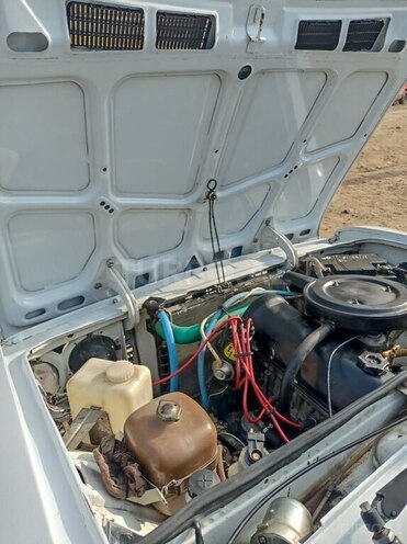 LADA (VAZ) 2106 2005, 95,000 km - 1.6 л - Salyan