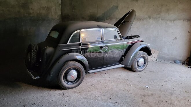 Moskvich 401-4