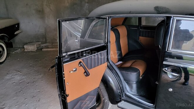 Moskvich 401-11