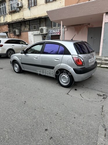 Kia Rio 2007, 380,200 km - 1.4 л - 
