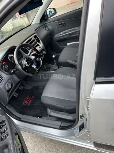 Kia Rio 2007, 380,200 km - 1.4 л - 