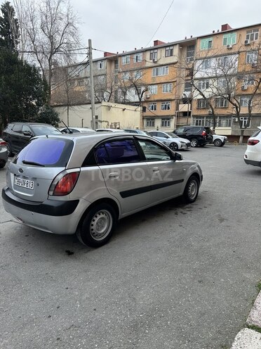 Kia Rio 2007, 380,200 km - 1.4 л - 