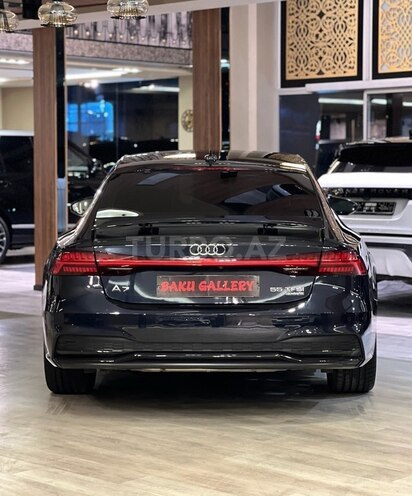 Audi A7-3