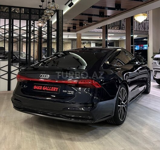 Audi A7-6