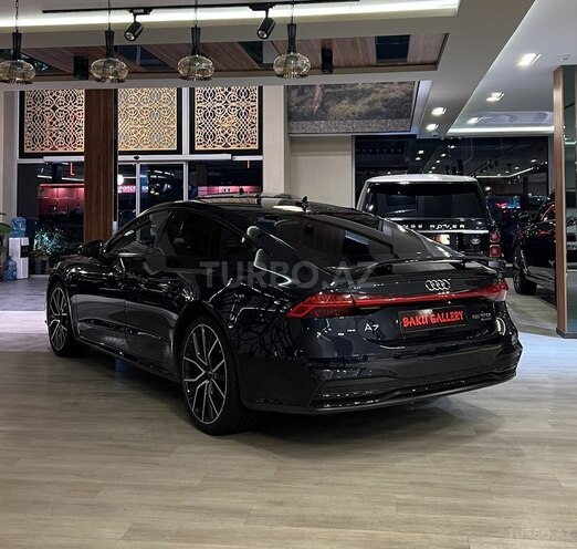 Audi A7-5