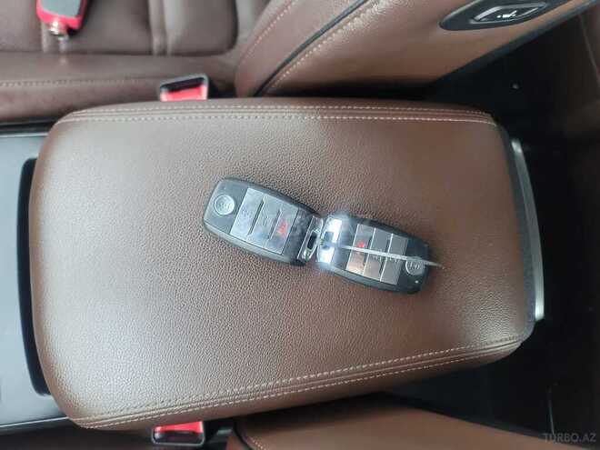 Kia Sorento-8