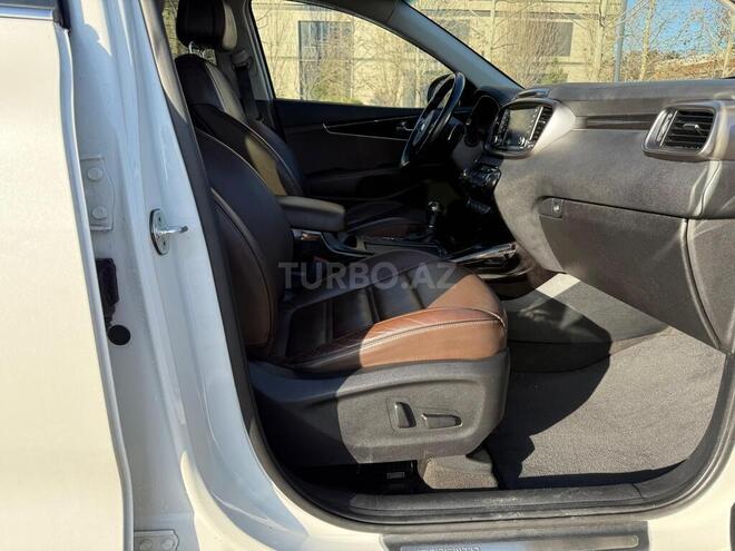 Kia Sorento-14
