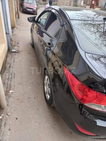 Hyundai Accent 2011, 328,000 km - 1.4 l - Masallı