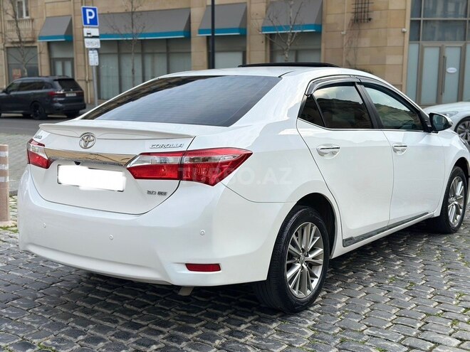 Toyota Corolla 2015, 143,217 km - 2.0 l - Bakı