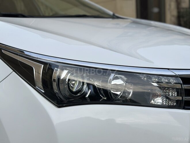 Toyota Corolla 2015, 143,217 km - 2.0 l - Bakı