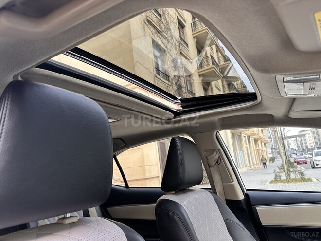 Toyota Corolla 2015, 143,217 km - 2.0 l - Bakı