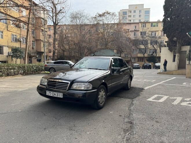 Mercedes C 200 1996, 324,584 km - 2.0 l - Bakı