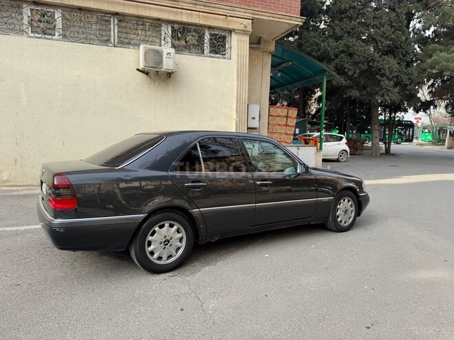 Mercedes C 200 1996, 324,584 km - 2.0 l - Bakı