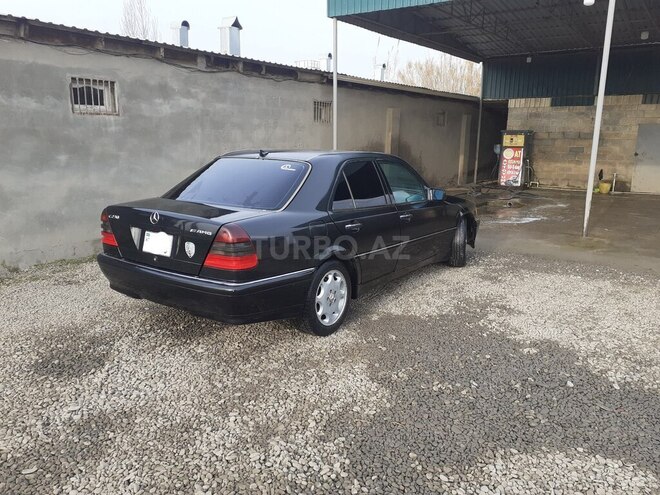 Mercedes C 230 1997, 441,200 km - 2.3 l - Sabirabad