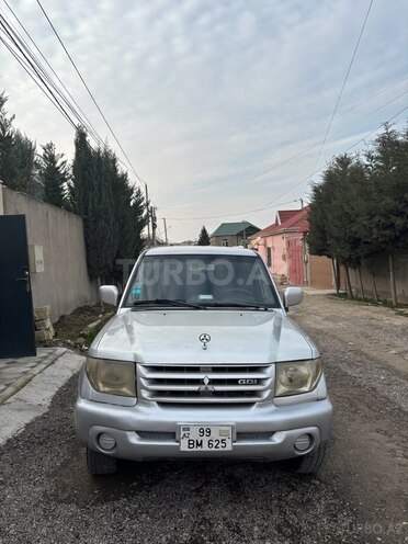 Mitsubishi Pajero io 2001, 355,000 km - 2.0 l - Bakı