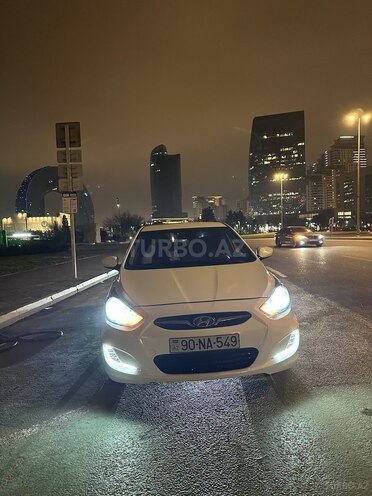 Hyundai Accent 2011, 230,000 km - 1.6 л - Bakı