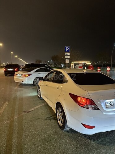 Hyundai Accent 2011, 230,000 km - 1.6 л - Bakı