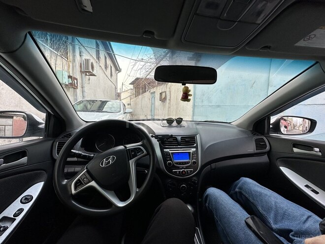 Hyundai Accent 2011, 230,000 km - 1.6 л - Bakı